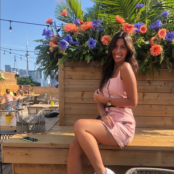 Meet your Posher, Shani - Picture 1 of 1